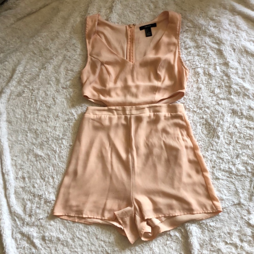 Romper with side slits on waist